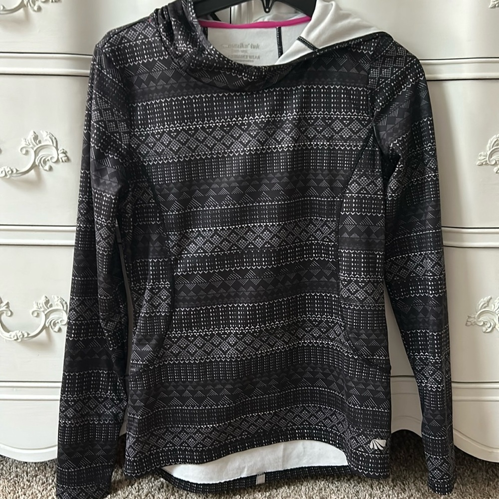 Woman’s light weight hoodie size small